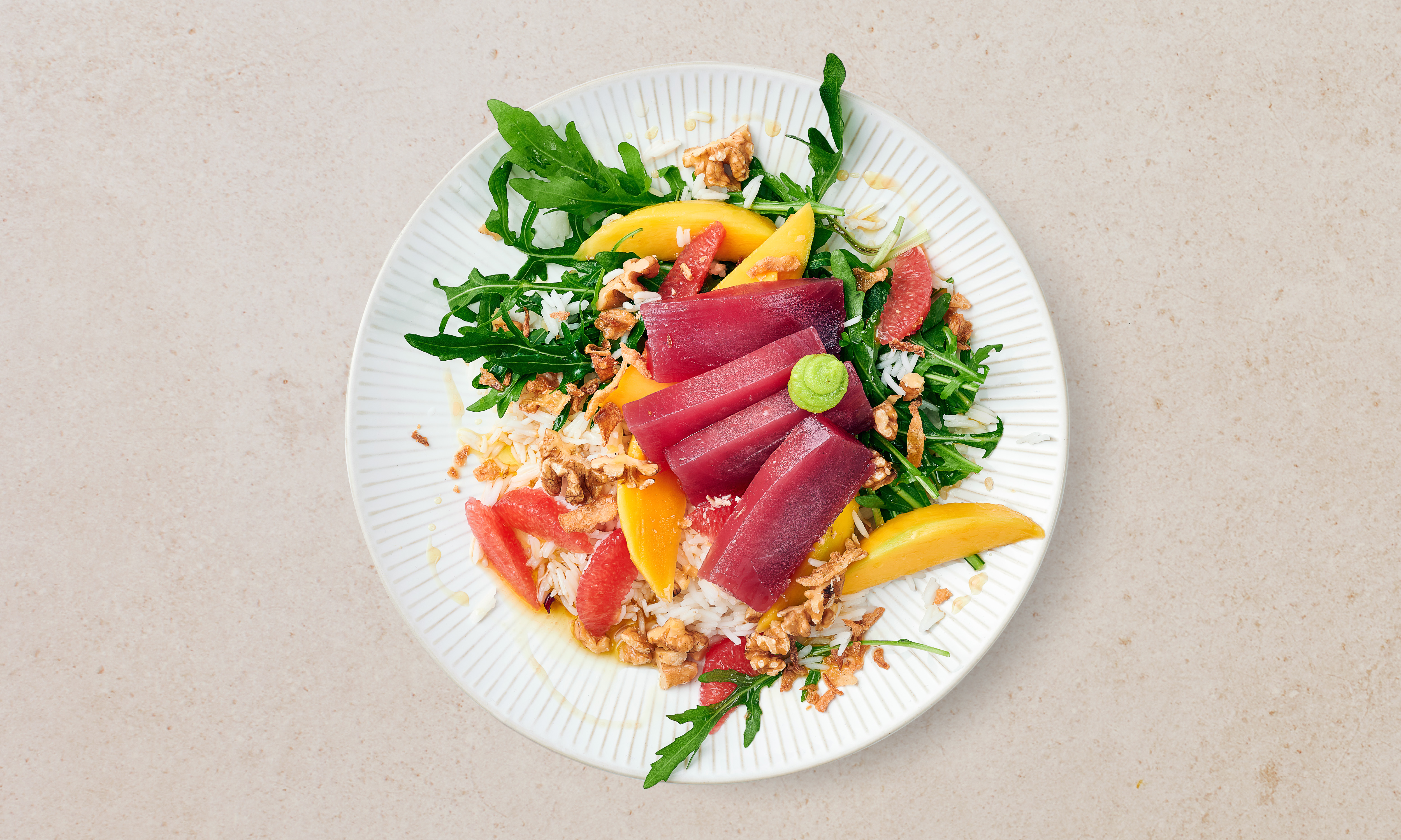 Rezept: Thunfisch-Sashimi mit Mango-Grapefruit-Salat