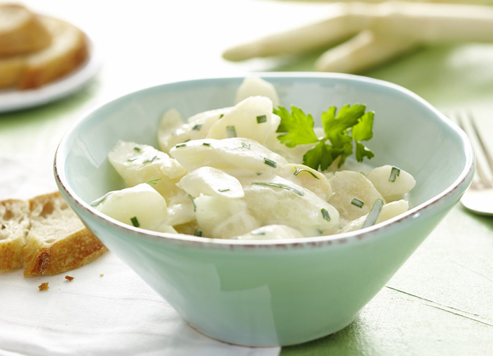 Spargelsalat mit Zitronen-Crème fraîche-Dressing Spargelsalat mit Zitronen-Crème fraîche-Dressing
