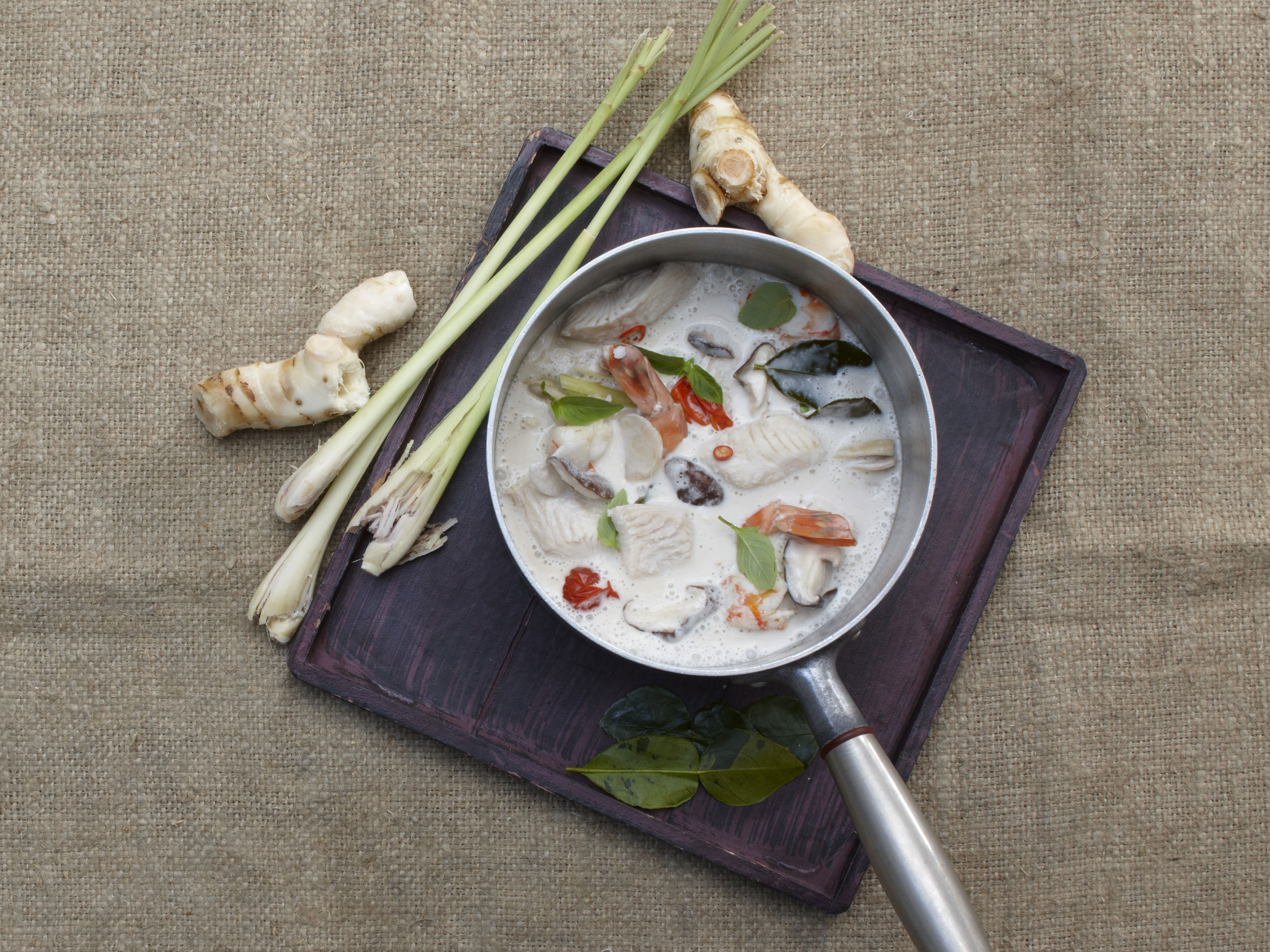 Rezept: Thai-Suppe mit Pangasius & Garnelen