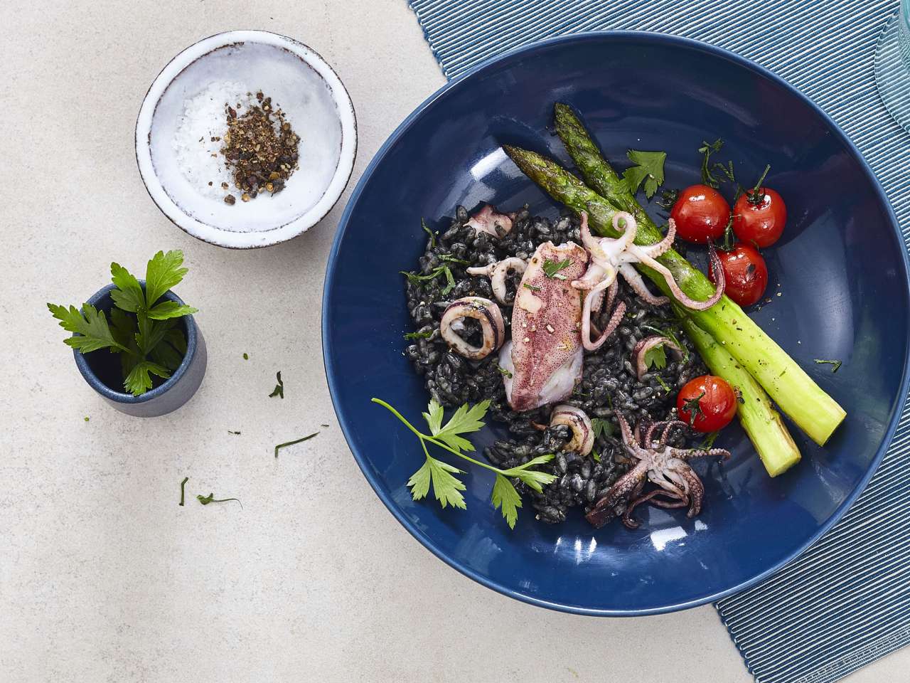 Seezunge mit Wintersalat & Kapern-Butter Seezunge mit Wintersalat & Kapern-Butter