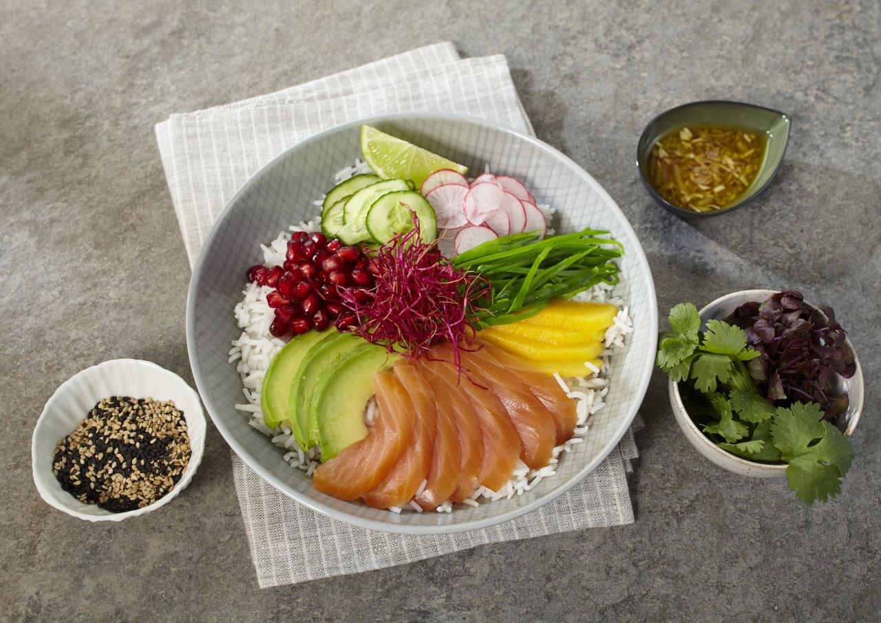 Sushi-Bowl mit Thunfisch